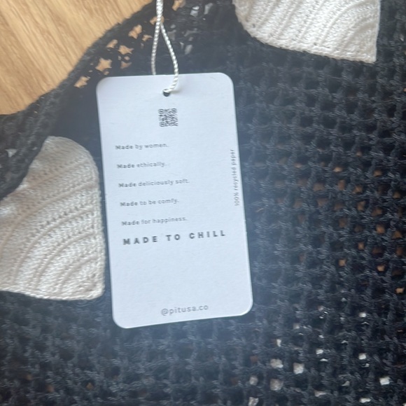 NWT Pitusa black
CROCHET HEARTS MINI - Picture 7 of 10